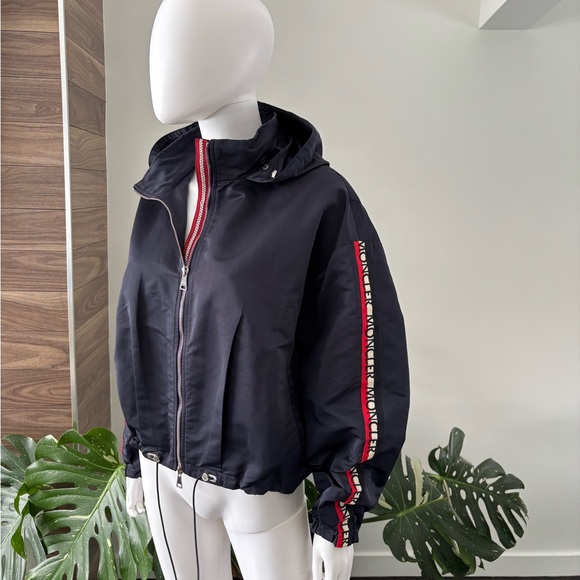 Moncler Jacket Crop Zirconite Hooded Jacket Navy Windbreaker Sz 5 100% Authentic - Picture 7 of 16